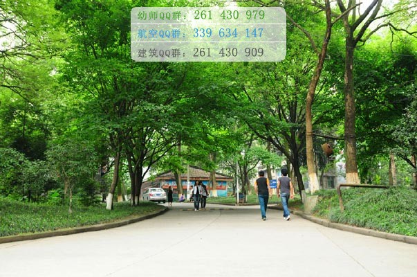瀘州財經學校地址