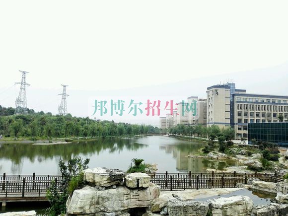 貴州商業(yè)高等?？茖W(xué)校網(wǎng)站網(wǎng)址