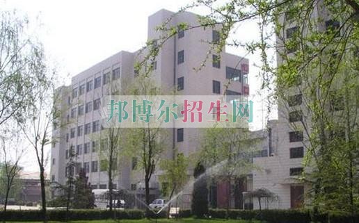甘肅交通職業(yè)技術(shù)學(xué)院招生辦聯(lián)系電話(huà)