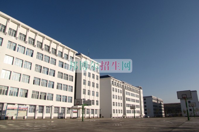 新疆天山職業技術學院是幾專