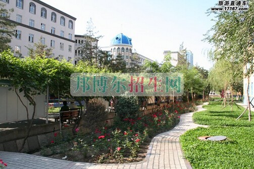 新疆醫科大學