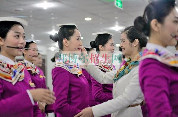 哪個大專學校的高鐵乘務好