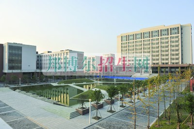中國計量學院現代科技學院是幾本