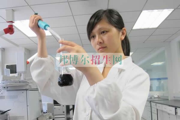初中畢業能上醫學檢驗專業嗎