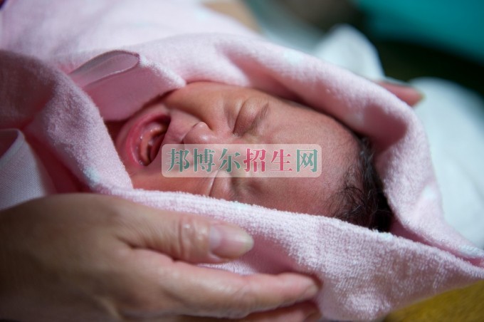 學(xué)助產(chǎn)護(hù)理哪個學(xué)校好