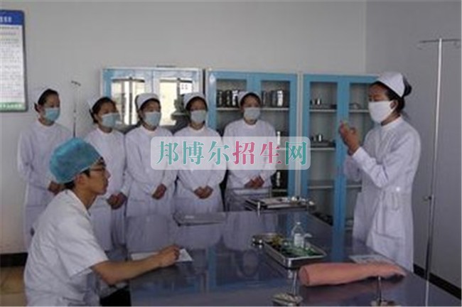 哪個大專學校的涉外護理好