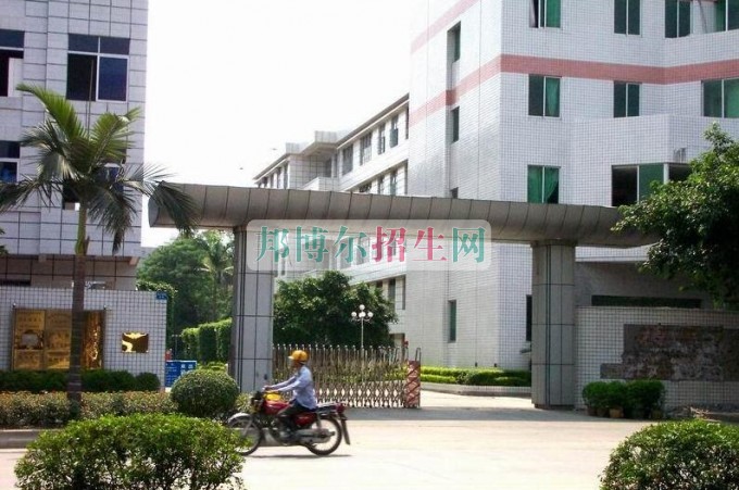 醫學影像專業適合女生學嗎
