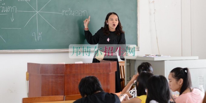 成都教育技術(shù)學(xué)好點(diǎn)的大專(zhuān)學(xué)校