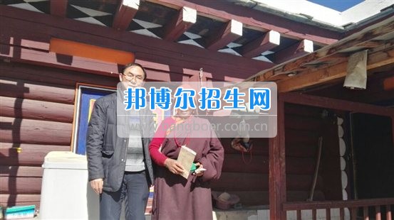 成都師范學(xué)院副校長(zhǎng)李仲輝赴道孚縣開(kāi)展脫貧攻堅(jiān)調(diào)研督導(dǎo)