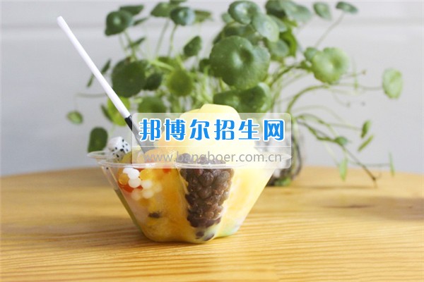 成都希望航空職業學校美味冷飲大曝光!據說,正數第三的是同學們最喜愛的冷飲!