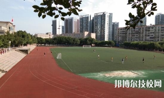 重慶渝北職業(yè)教育中心2020年報(bào)名條件、招生要求、招生對(duì)象
