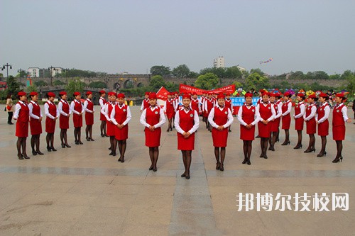成都新運職業(yè)學(xué)校2020年報名條件、招生要求、招生對象