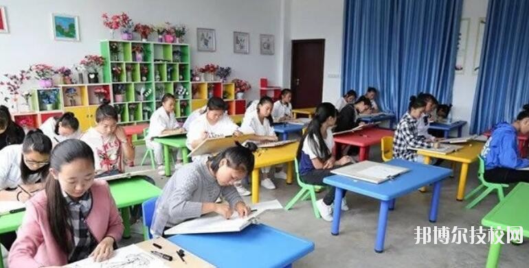 黔東南州國防科技學校2020年有哪些專業