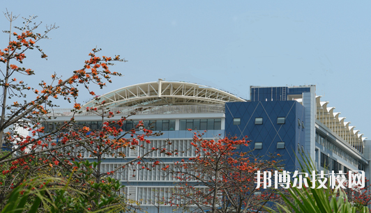 深圳市福田區(qū)華強職業(yè)技術(shù)學(xué)校3