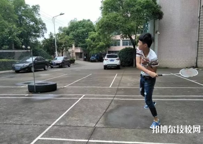 江西新興產(chǎn)業(yè)工程學(xué)校2020年報(bào)名條件、招生要求、招生對(duì)象