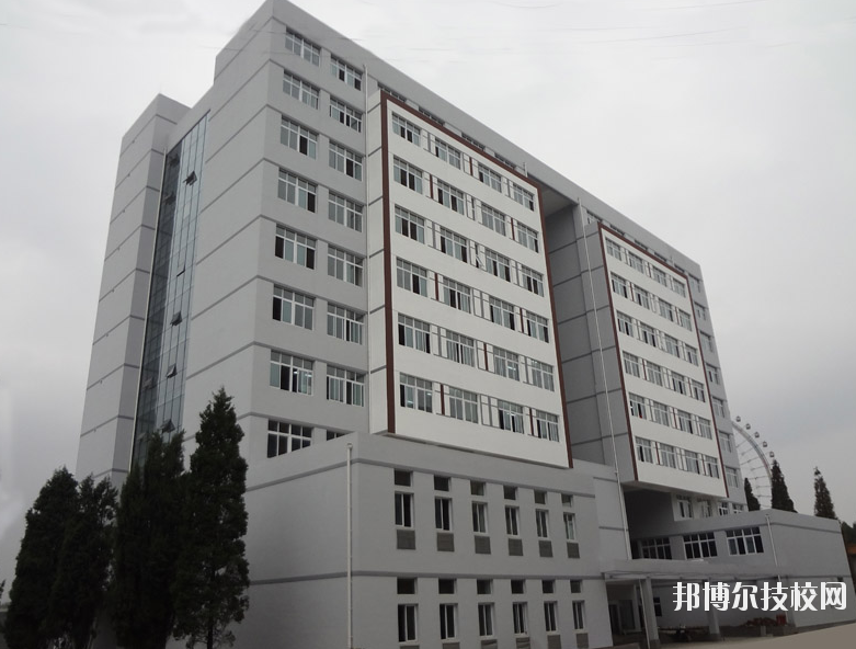 貴陽(yáng)白云職業(yè)技術(shù)學(xué)校2020年報(bào)名條件、招生要求、招生對(duì)象