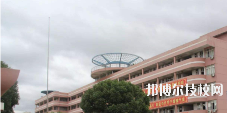 靈山第二職業(yè)技術(shù)學(xué)校2020年報(bào)名條件、招生要求、招生對(duì)象