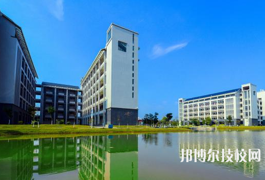 河源衛生學校2020年報名條件、招生要求、招生對象