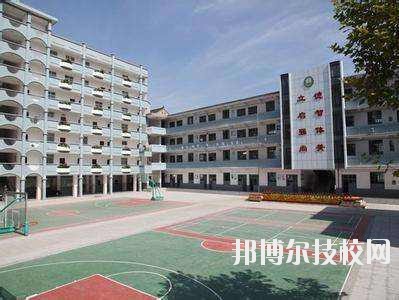 商洛商州區(qū)職業(yè)技術(shù)教育中心2020年報名條件、招生要求、招生對象 