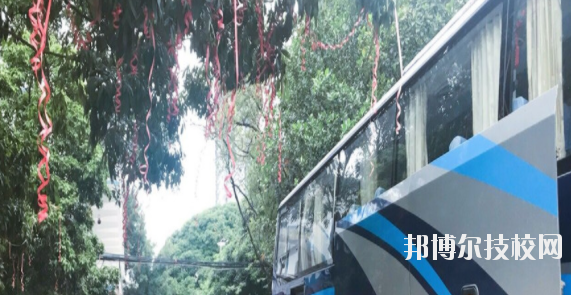 南寧信息工程職業(yè)技術(shù)學(xué)校2020年報名條件、招生要求、招生對象 