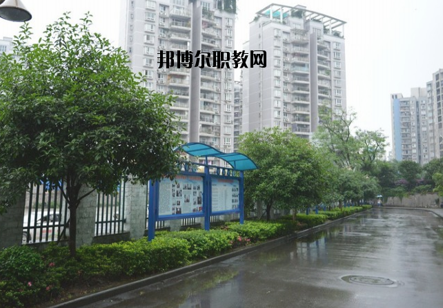 重慶五里店職業(yè)中學(xué)2020年報名條件、招生要求、招生對象