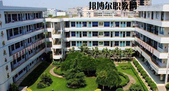 龍港第二職業(yè)學校怎么樣，好不好