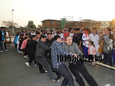 閬中師范學(xué)校2020年報名條件、招生要求、招生對象