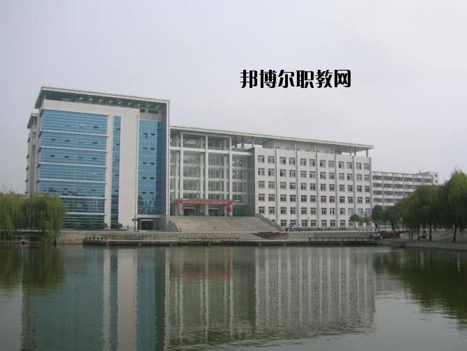 元謀縣職業高級中學地址在哪里