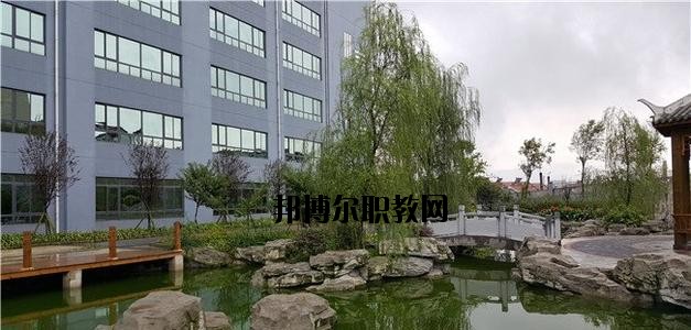 息烽縣職業(yè)技術學校2020年報名條件、招生要求