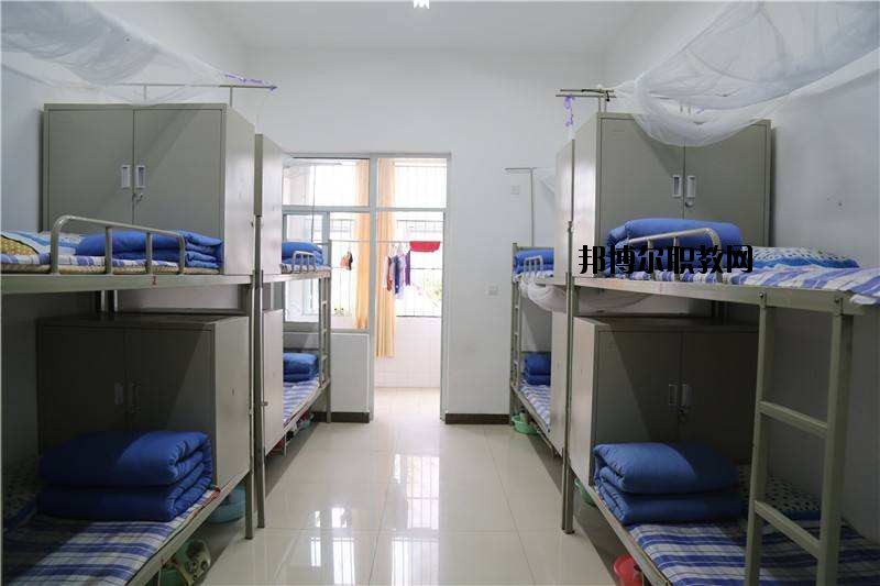 蘄春理工中等專業(yè)學校2020年宿舍條件