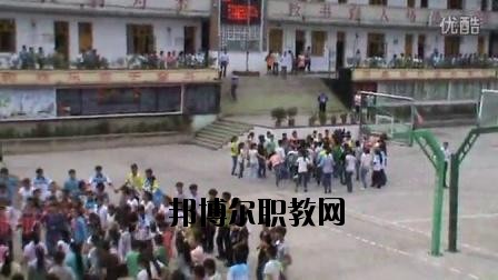 冊亨縣職業高級中學校2020年宿舍條件