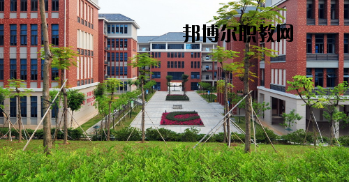 東莞輕工業學校2020年報名條件、招生要求、招生對象
