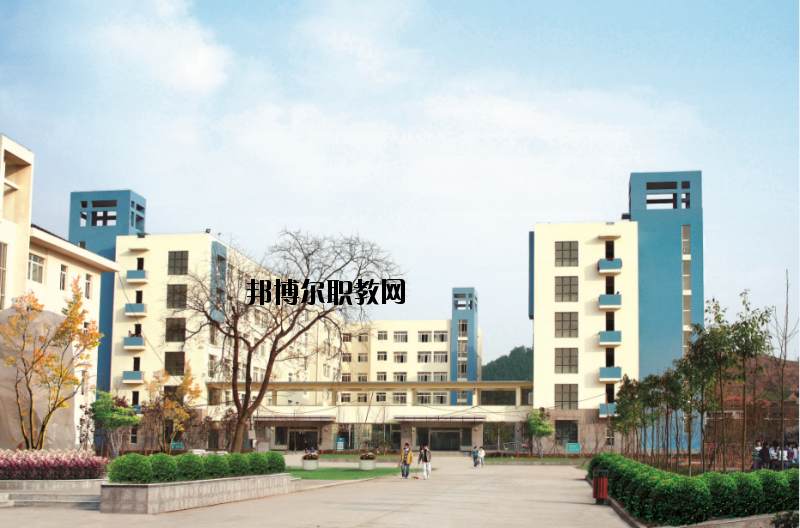 廣元市昭化區(qū)職業(yè)高級(jí)中學(xué)2020年報(bào)名條件、招生要求、招生對(duì)象