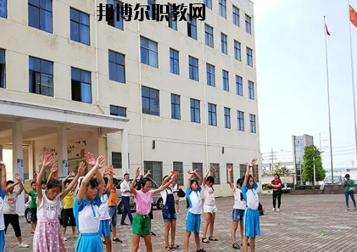 江西撫州創新學校網站網址
