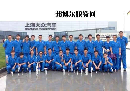 萍鄉(xiāng)工業(yè)中等專業(yè)學(xué)校2020年報(bào)名條件、招生要求、招生對(duì)象