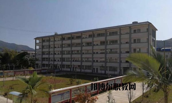 孟連縣職業高級中學2020年報名條件、招生要求、招生對象