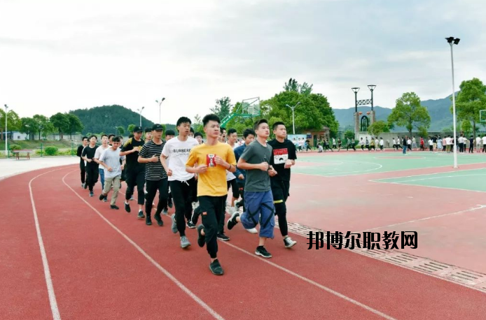 九江廬山西海藝術學校2020年報名條件、招生要求、招生對象