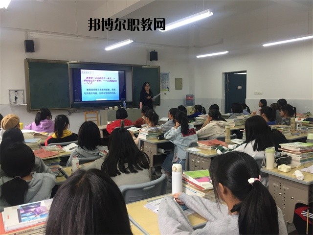 江西景德鎮(zhèn)機電工程學校2020年報名條件、招生要求、招生對象 