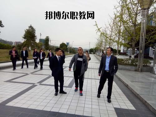 南充應(yīng)用技術(shù)職業(yè)學(xué)校2020年報名條件、招生要求、招生對象