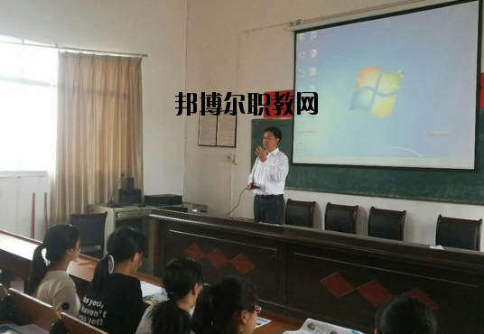 吉安扶園職業高中2020年招生辦聯系電話
