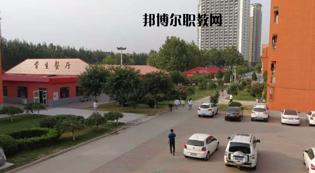 秦皇島渤?？萍贾械葘I(yè)學(xué)校