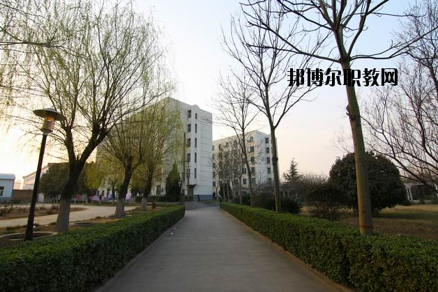 河南洛陽經(jīng)濟學校怎么樣、好不好