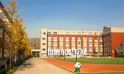 延津無(wú)線電技術(shù)學(xué)校2021年學(xué)費(fèi)、收費(fèi)多少