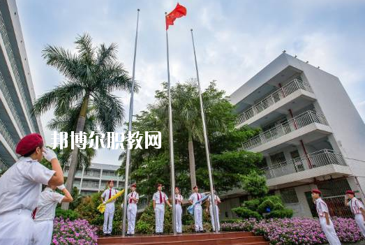 深圳市龍崗職業(yè)技術(shù)學(xué)校2020年報名條件、招生要求、招生對象