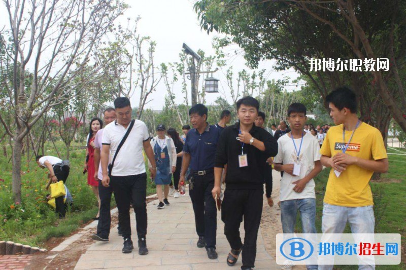 中國共產主義青年團河南省團校2021年報名條件、招生要求、招生對象