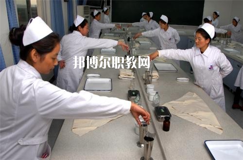 四川2020年哪些大專學校有衛校