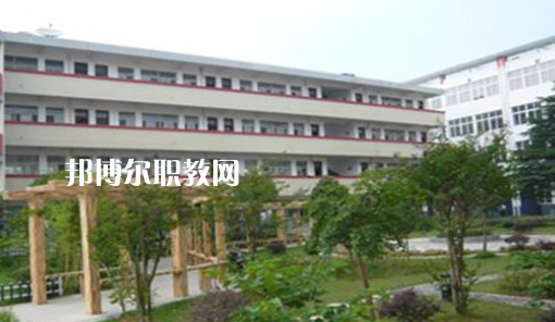 滁州市旅游商貿(mào)學(xué)校怎么樣、好不好