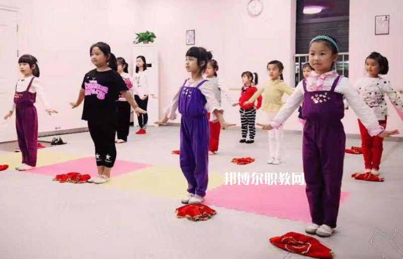江蘇2021年幼師學校哪個專業好