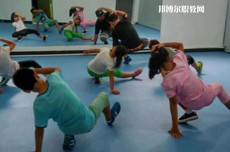 江蘇2021年在幼師學校學什么專業好