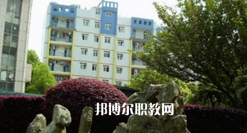 都勻市中等職業技術學校2021年報名條件、招生要求、招生對象